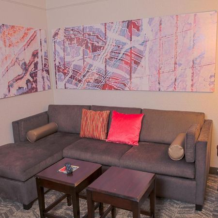 Springhill Suites Houston Пэрленд Экстерьер фото