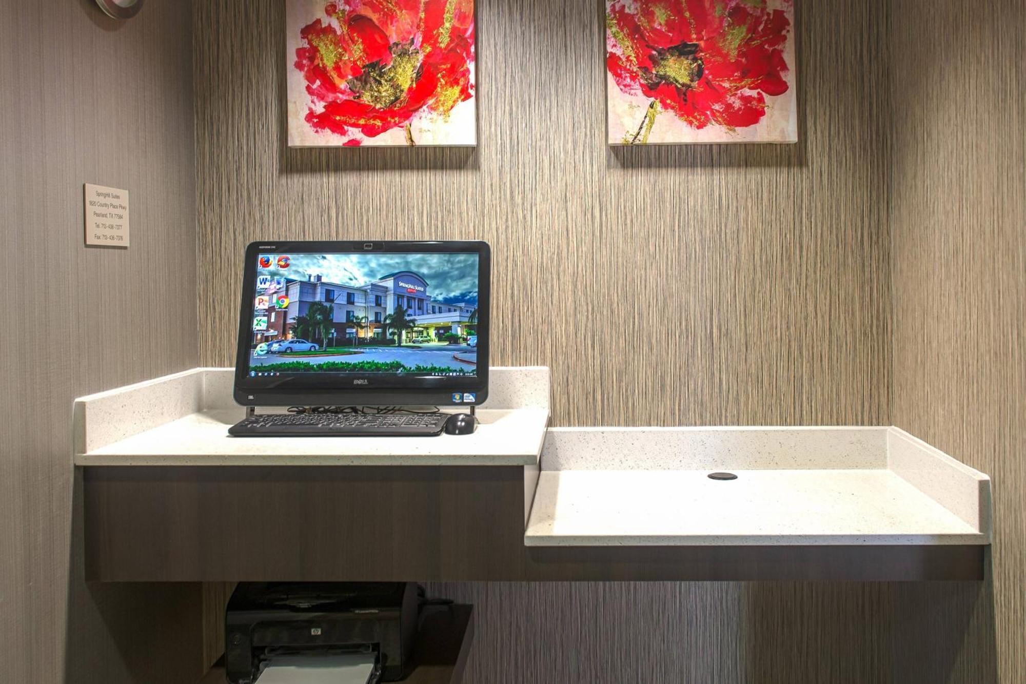 Springhill Suites Houston Пэрленд Экстерьер фото