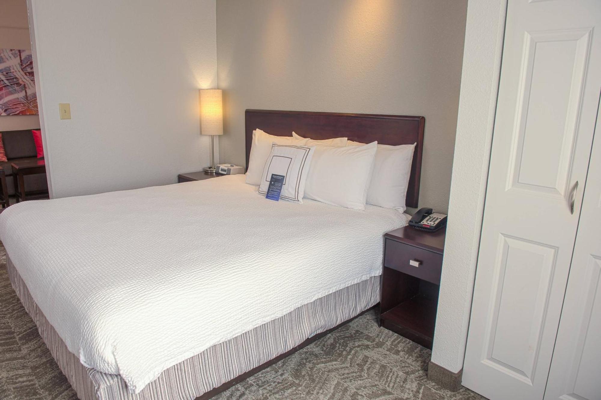 Springhill Suites Houston Пэрленд Экстерьер фото